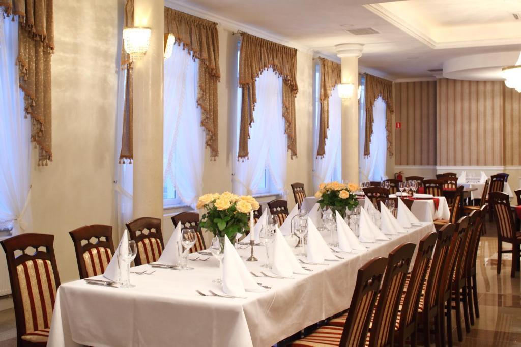 Hotel Korona Rzeszow Exterior photo